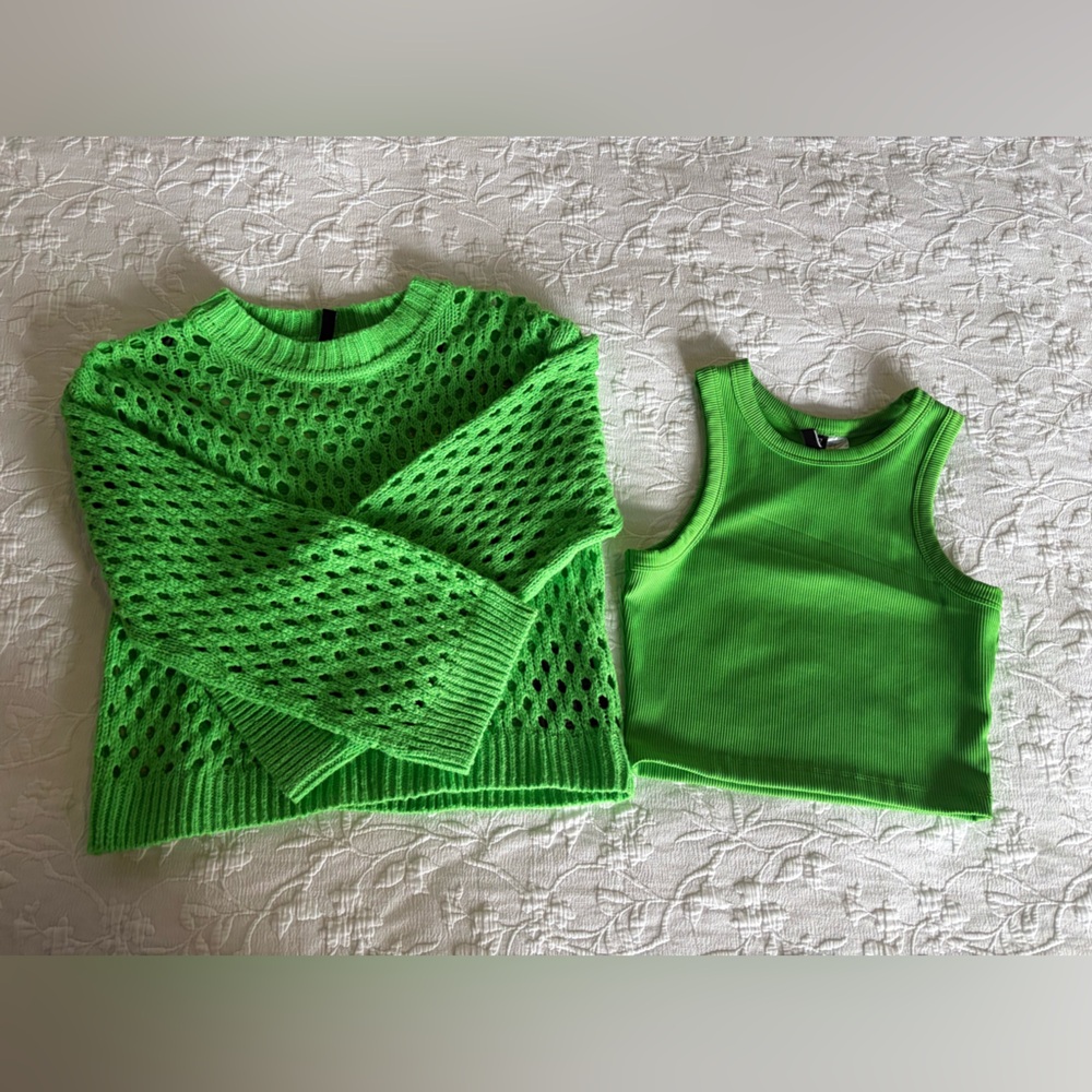 H&M Bright Green Sweater Set